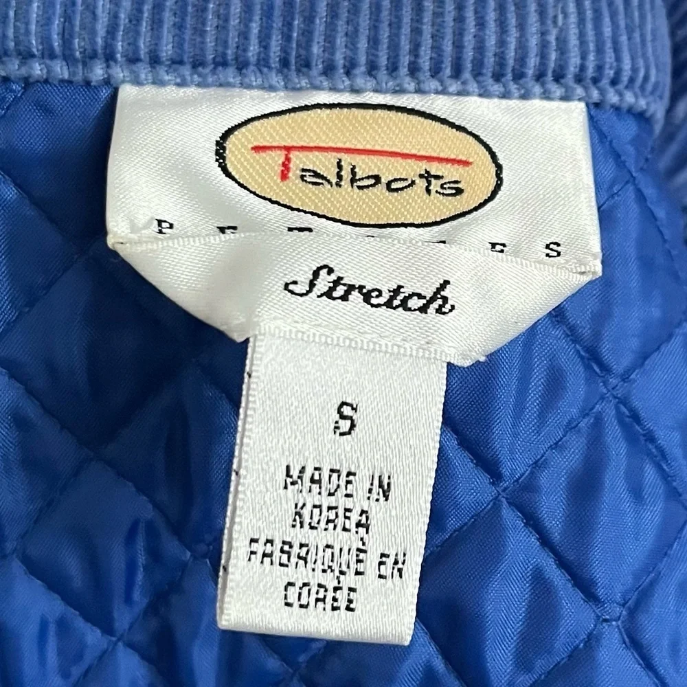 Talbots Petites • Blue Quilted Jacket with Snap Buttons